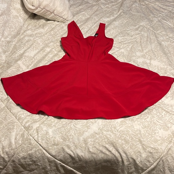 Lulus Red Size small dress - Picture 3 of 4